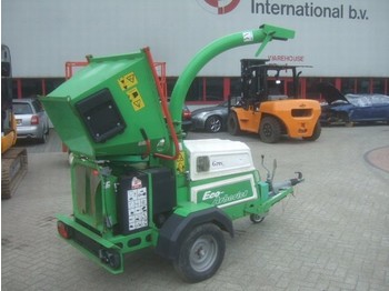 Greenmech Chipper EC15-23MT26 Diesel Fast Tow - Maszyna leśna