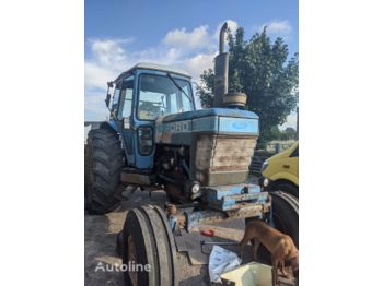 FORD 8210 - Ciągnik rolniczy