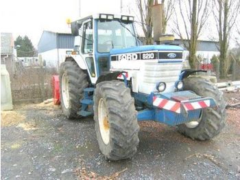 FORD 8210 wheeled tractor - Ciągnik rolniczy