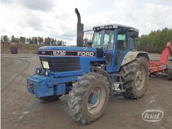 Ford 8730 4WD Traktor (Reparationsobjekt)  - Ciągnik rolniczy