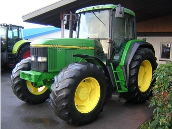 Germania: Tractor John Deere 6900  - Ciągnik rolniczy