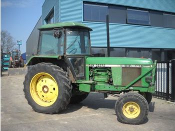 John Deere 3040 SG2 - Ciągnik rolniczy
