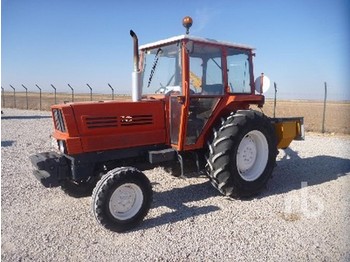 Kubota M6950 - ciągnik rolniczy