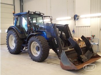 VALTRA N-101 HiTech Traktor med lastare  - Ciągnik rolniczy