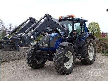 Valtra N121 Advance Traktor med lastare  - Ciągnik rolniczy