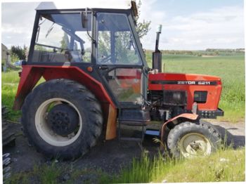 Zetor 5211 - Ciągnik rolniczy