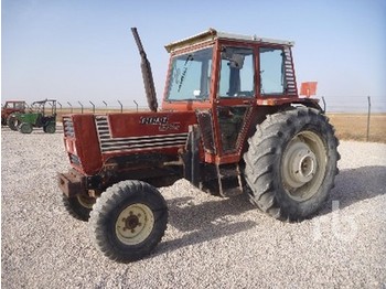 Ciągnik rolniczy Fiat 1080E: zdjęcie 1