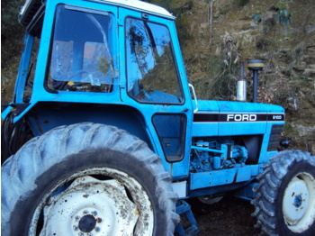 Ciągnik rolniczy Ford 100 DT: zdjęcie 1