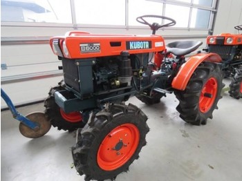 Mini traktor Kubota B 6000: zdjęcie 1