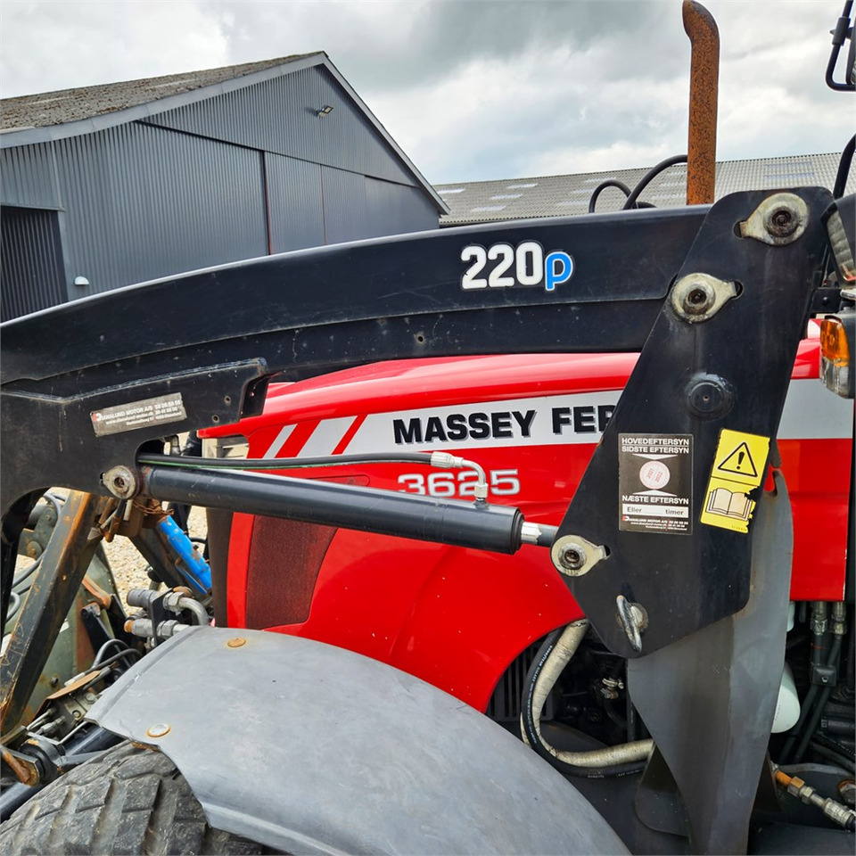 Ciągnik rolniczy Massey Ferguson 3625: zdjęcie 28