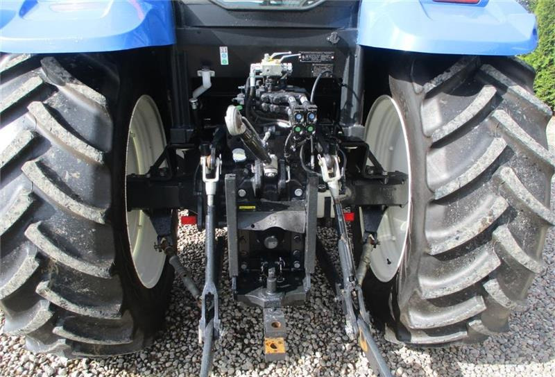 Ciągnik rolniczy New Holland T6050 Delte med frontlift: zdjęcie 5