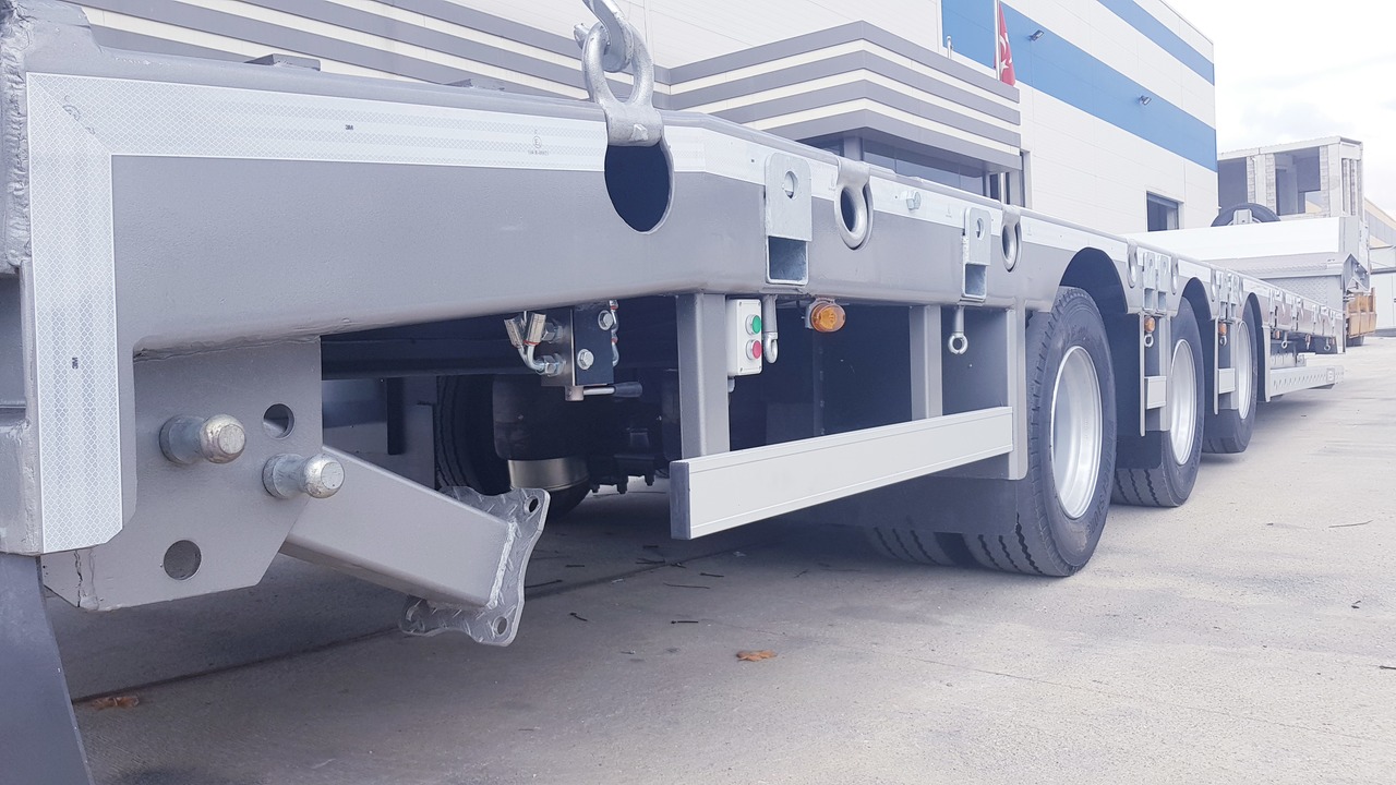 Nowy Naczepa niskopodwoziowa dla transportowania ciężkiego sprzętu 3 AXLE LOWBED (VEGA ITALIANO): zdjęcie 7