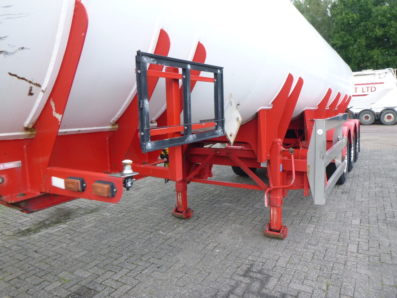 Naczepa cysterna dla transportowania gazu Clayton Gas tank steel 31.8 m3 (low pressure 10 bar): zdjęcie 7