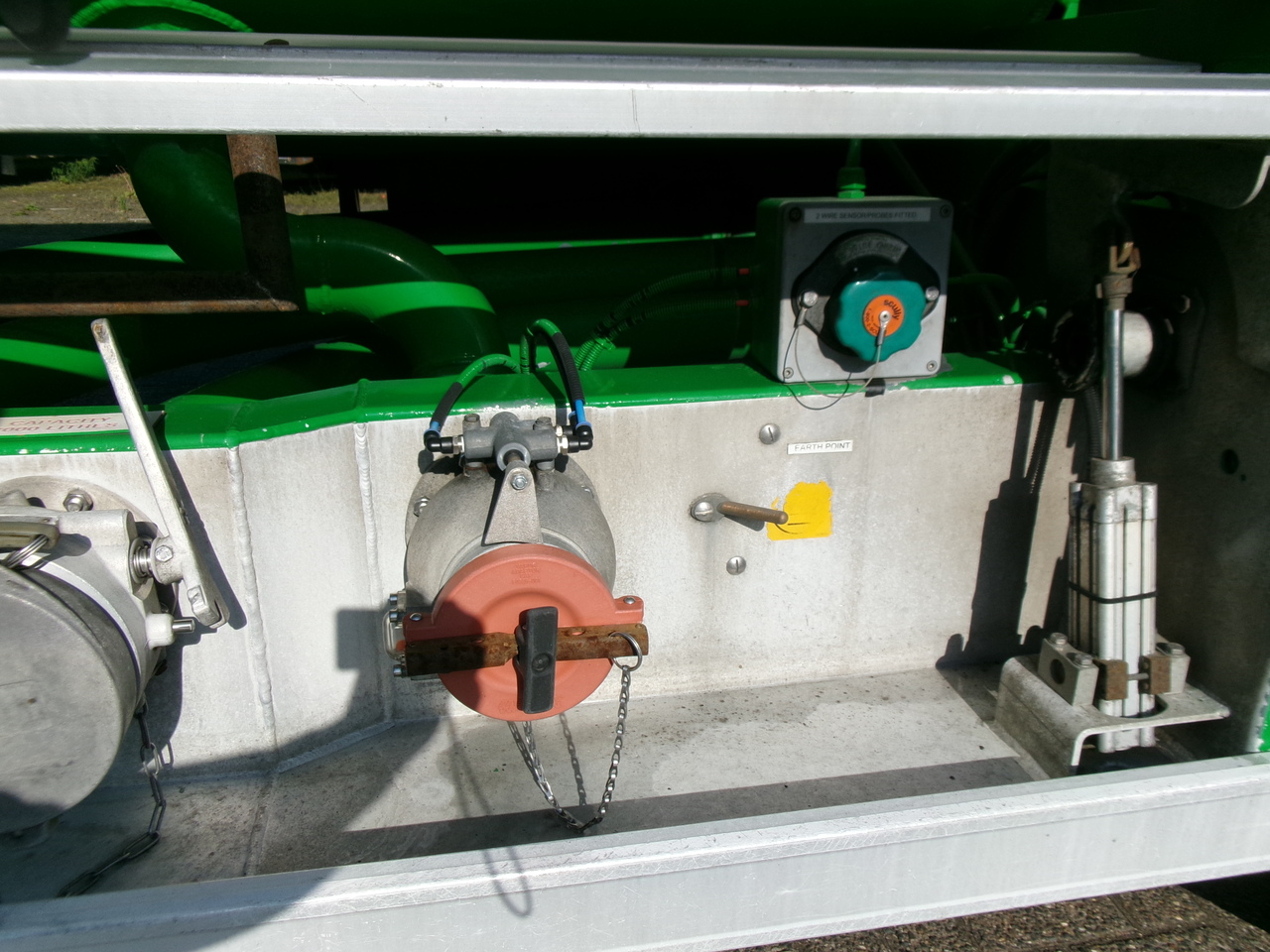 Naczepa cysterna dla transportowania paliwa Feldbinder Fuel tank alu 42 m3 / / 6 comp + pump: zdjęcie 20