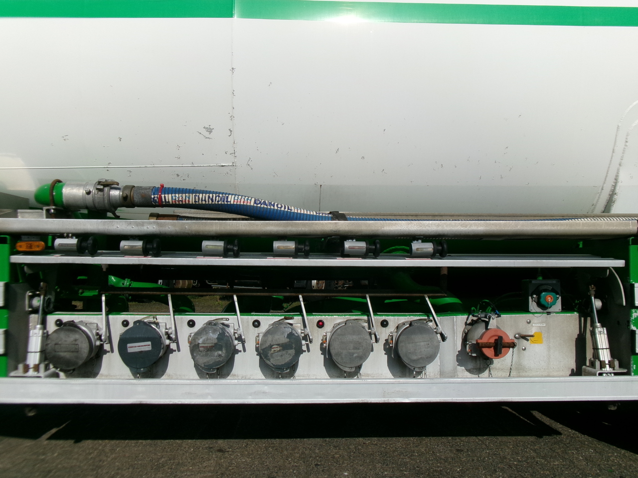 Naczepa cysterna dla transportowania paliwa Feldbinder Fuel tank alu 42 m3 / / 6 comp + pump: zdjęcie 11