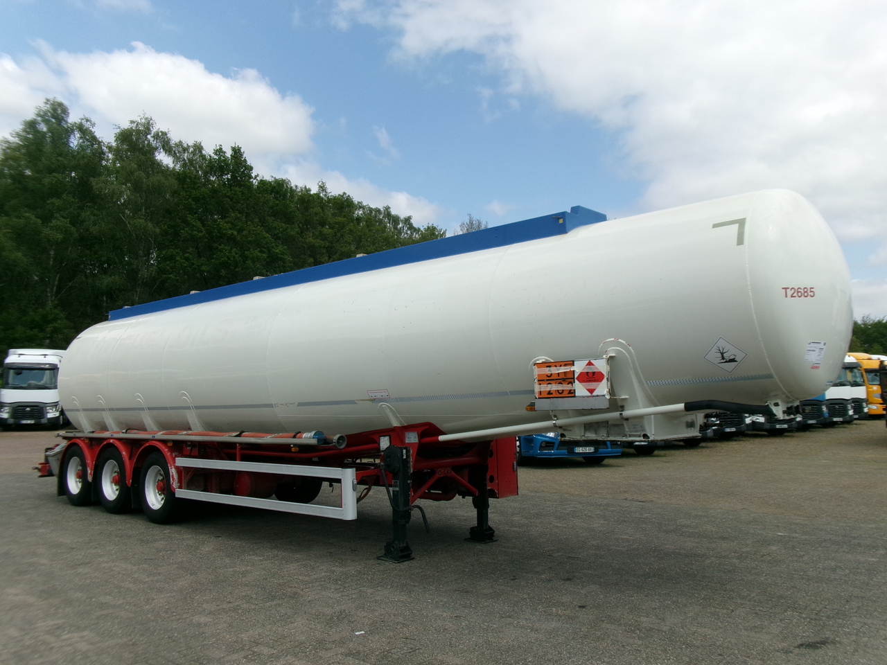 Naczepa cysterna dla transportowania paliwa Feldbinder Fuel tank alu 44.6 m3 + pump: zdjęcie 2