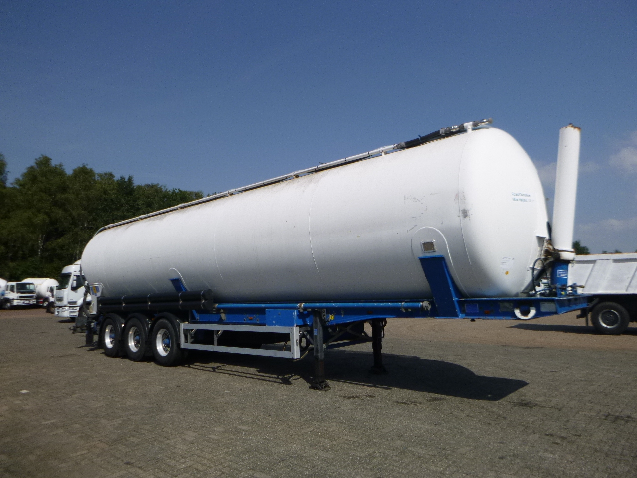 Naczepa cysterna dla transportowania mąki Feldbinder Powder tank alu 63 m3 / 1 comp (tipping): zdjęcie 2