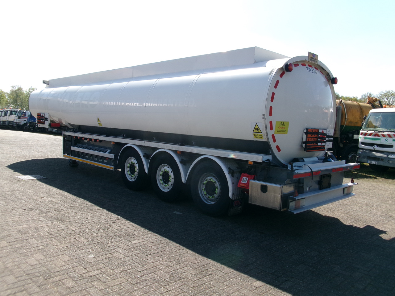 Lakeland Tankers Fuel tank alu 42.8 m3 / 6 comp + pump Lakeland Tankers Fuel tank alu 42.8 m3 / 6 comp + pump: zdjęcie 3