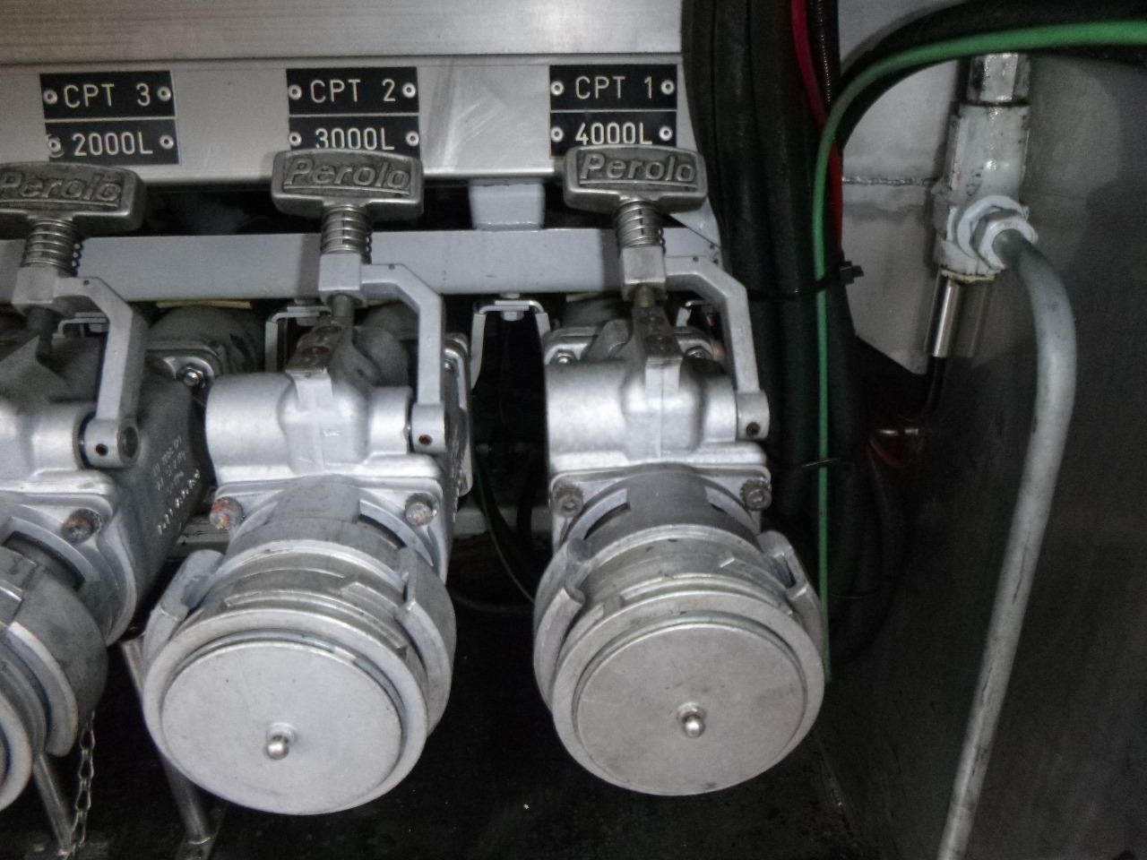 Naczepa cysterna dla transportowania paliwa Magyar Oil tank inox 20 m3 / 11 comp + pump/counter: zdjęcie 11