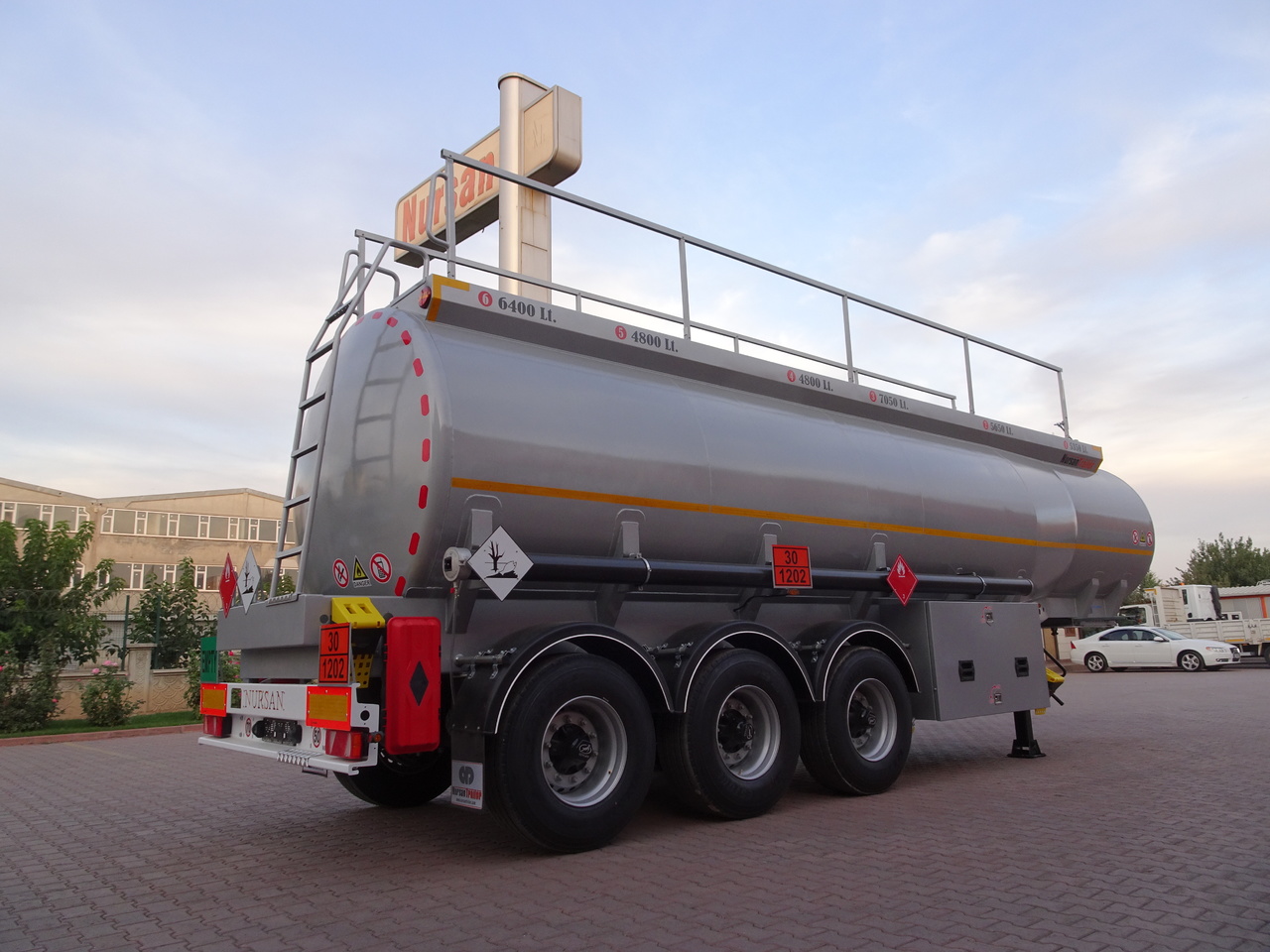Nowy Naczepa cysterna dla transportowania paliwa NURSAN Steel Fuel Tanker: zdjęcie 10