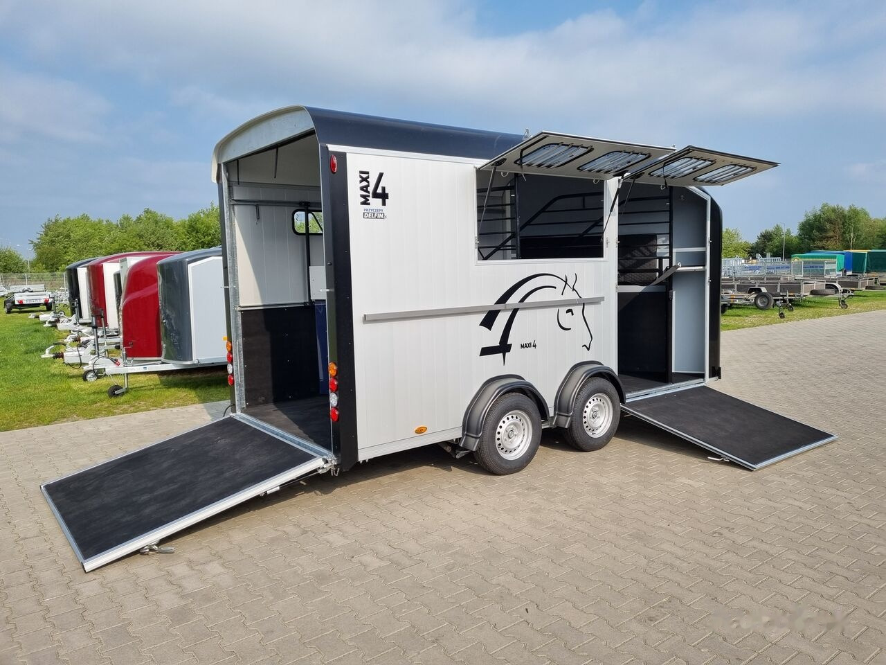 Nowy Przyczepa do przewozu koni Cheval Liberté Optimax Maxi 4 horse trailer 3.5T przyczepa na 4 konie siodlarni: zdjęcie 46