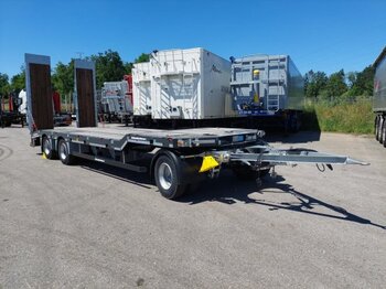Nowy Przyczepa niskopodwoziowa dla transportowania ciężkiego sprzętu Kässbohrer SM3 Tieflader, mit Laderampen: zdjęcie 1