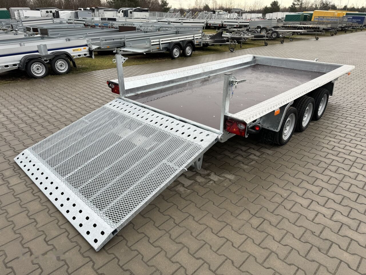 Nowy Przyczepa do transportu maszyn Wiola B3540 MAX 3 axle trailer 3.5 T GVW machine transporter excavator: zdjęcie 33