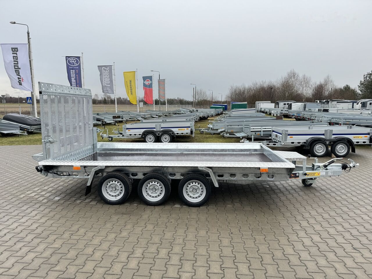 Nowy Przyczepa do transportu maszyn Wiola B3540 MAX 3 axle trailer 3.5 T GVW machine transporter excavator: zdjęcie 14