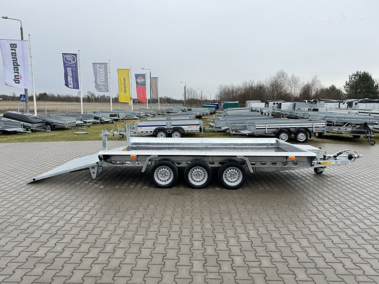 Nowy Przyczepa do transportu maszyn Wiola B3540 MAX 3 axle trailer 3.5 T GVW machine transporter excavator: zdjęcie 34