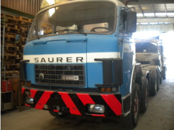 SAURER BERNA D4 KT-B - Ciężarówka kontenerowiec/ System wymienny