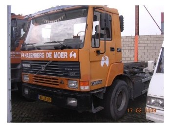 Terberg FL1350 WDG wide spread - Ciężarówka kontenerowiec/ System wymienny