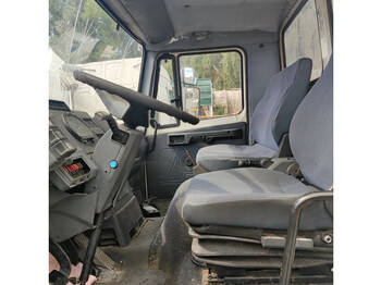 Samochód ciężarowe pod zabudowę DAF 45: zdjęcie 3