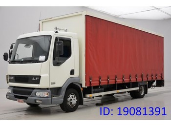 Samochód ciężarowy plandeka DAF LF45.180: zdjęcie 1