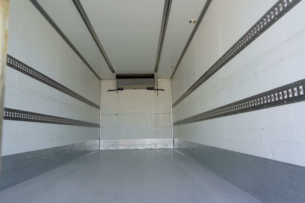 DAF LF 16.250 E6 / Refrigerator/ ATP/FRC to 2027 / 18 pallets / sleeping cabin DAF LF 16.250 E6 / Refrigerator/ ATP/FRC to 2027 / 18 pallets / sleeping cabin: zdjęcie 9