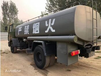 Samochód ciężarowy cysterna dla transportowania paliwa HONGYAN 4x2 drive 12 tons fuel tank: zdjęcie 4