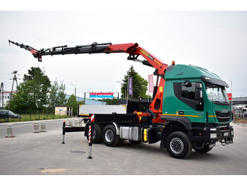 Samochód ciężarowy skrzyniowy/ Platforma, Samochod ciężarowy z HDS Iveco 6x6 TRAKKER PALFINGER PK 44002 EURO 6: zdjęcie 1