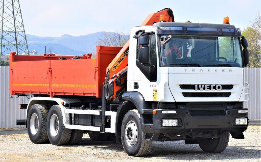 Samochod ciężarowy z HDS Iveco TRAKKER 360 * Kipper 5,60m* PK 15500/FUNK * 6x4: zdjęcie 3