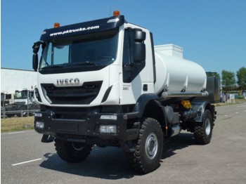 Nowy Samochód ciężarowy Iveco Trakker AD190T38WH 4x4 Ravasini Fuel tank: zdjęcie 1