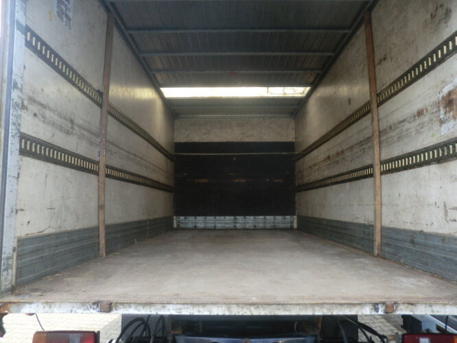 Samochód ciężarowy furgon MAN L35 10.163 4x2 eFH./NSW/Radio: zdjęcie 8