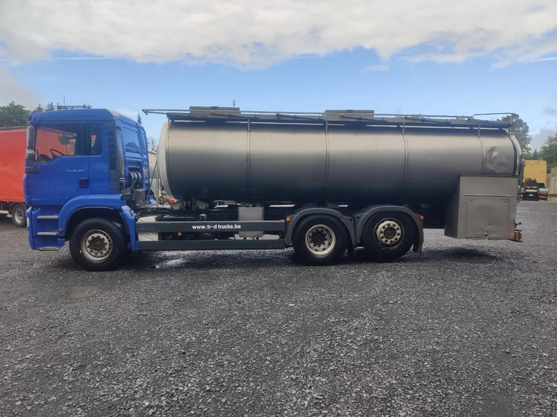 Samochód ciężarowy cysterna dla transportowania mleka MAN TGA 26.360 6X2 TANK IN INSULATED STAINLESS STEEL 15500L 2 COMP: zdjęcie 8