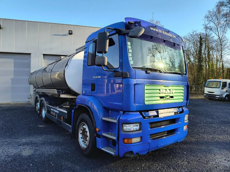 Samochód ciężarowy cysterna dla transportowania mleka MAN TGA 26.360 6X2 TANK IN INSULATED STAINLESS STEEL 15500L 2 COMP: zdjęcie 3