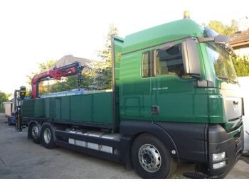 Samochód ciężarowy skrzyniowy/ Platforma, Samochod ciężarowy z HDS MAN TGX 26.440: zdjęcie 1