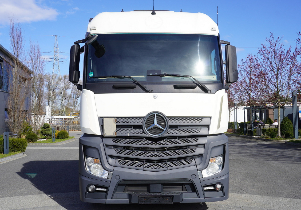 MERCEDES-BENZ Actros 2542 Low Deck 6×2 E6 / Chassis / third steering and lifting axle MERCEDES-BENZ Actros 2542 Low Deck 6×2 E6 / Chassis / third steering and lifting axle: zdjęcie 2