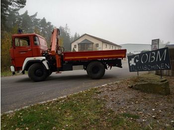 Samochód ciężarowy skrzyniowy/ Platforma, Samochod ciężarowy z HDS Magirus Deutz FM 130 D mit Kran u. LOF-Zulassung!: zdjęcie 1