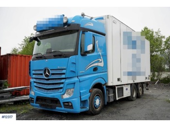 Samochód ciężarowy furgon Mercedes Actros: zdjęcie 1