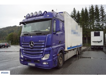 Samochód ciężarowy furgon Mercedes Actros: zdjęcie 1