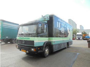 Ciężarówka do przewozu zwierząt Mercedes-Benz 914: zdjęcie 1
