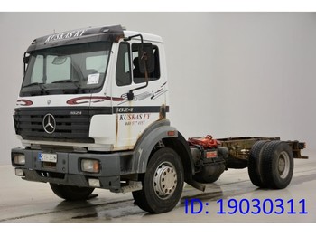 Samochód ciężarowe pod zabudowę Mercedes-Benz SK 1824: zdjęcie 1