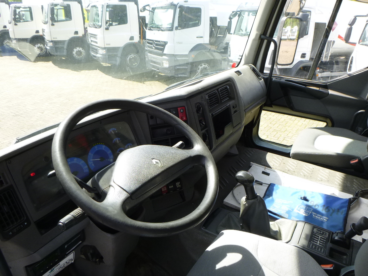 Samochód ciężarowy cysterna dla transportowania LPG Renault Premium 270.19 4x2 gas tank 19.7 m3: zdjęcie 18