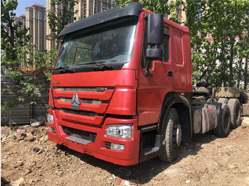 Samochód ciężarowy skrzyniowy/ Platforma SINOTRUK howo 375 tractor unit: zdjęcie 1